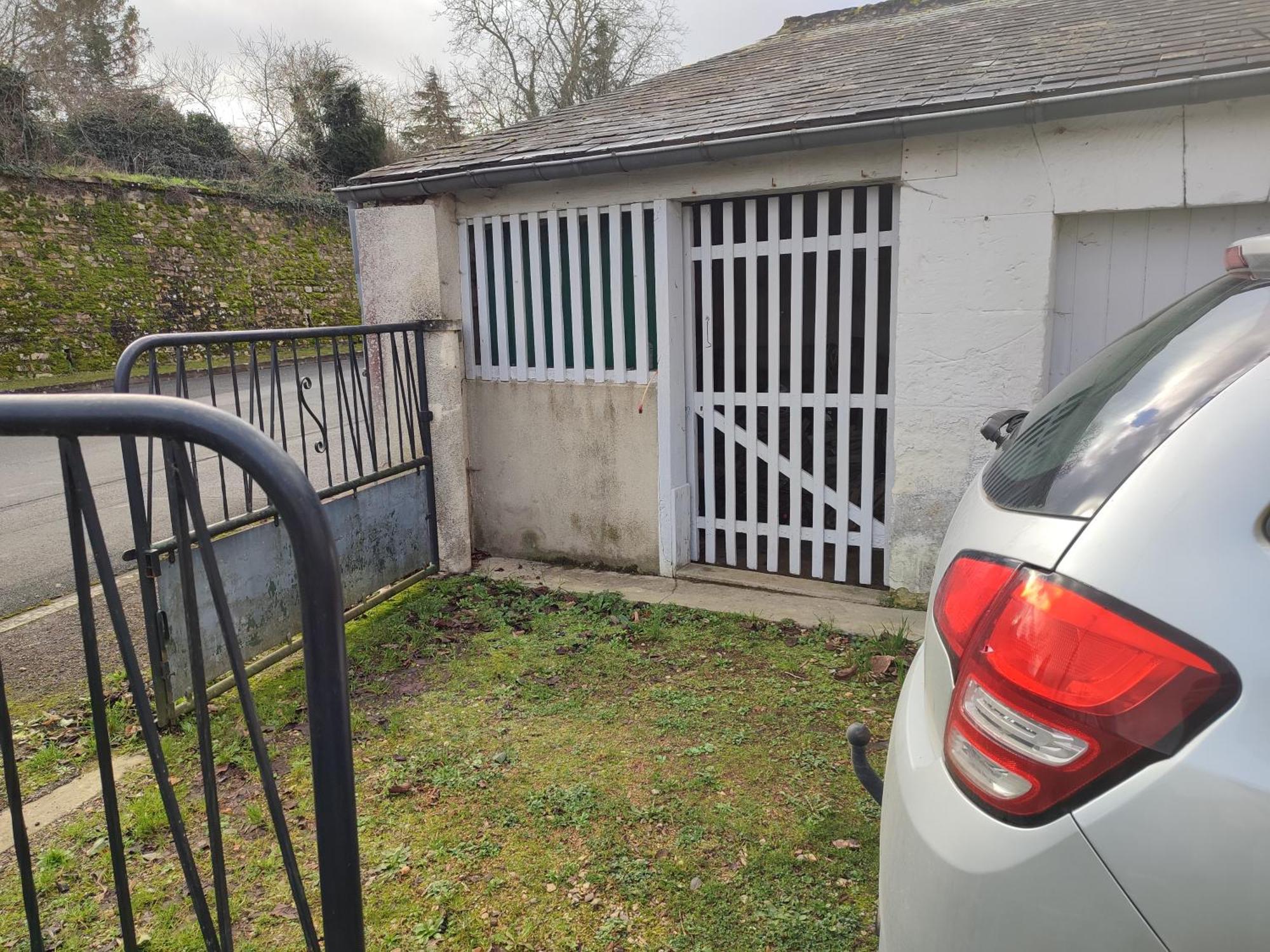 Maison Plain Pied, 2 Chambres, Longere Typique , Fraiche, Dans Bourg Avec Tous Commerces Luçay-le-Mâle エクステリア 写真