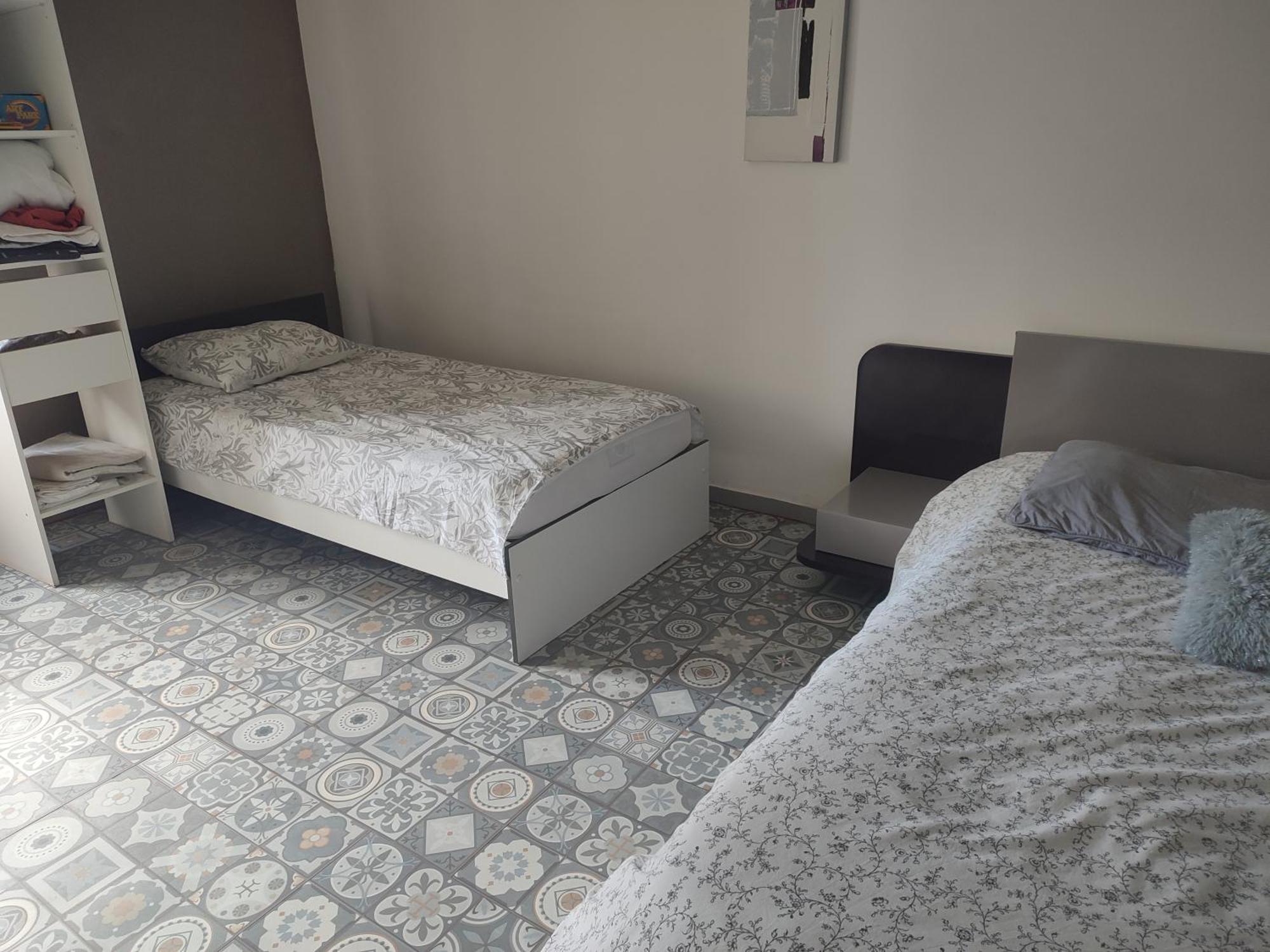 Maison Plain Pied, 2 Chambres, Longere Typique , Fraiche, Dans Bourg Avec Tous Commerces Luçay-le-Mâle エクステリア 写真